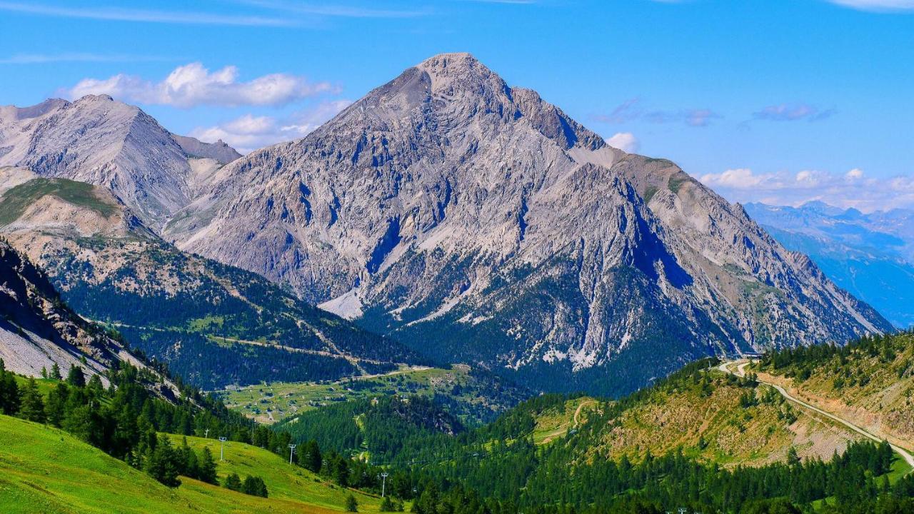 Le Chaberton, Renove En 2021, Pied Des Pistes Et Spa 蒙热内夫尔 外观 照片